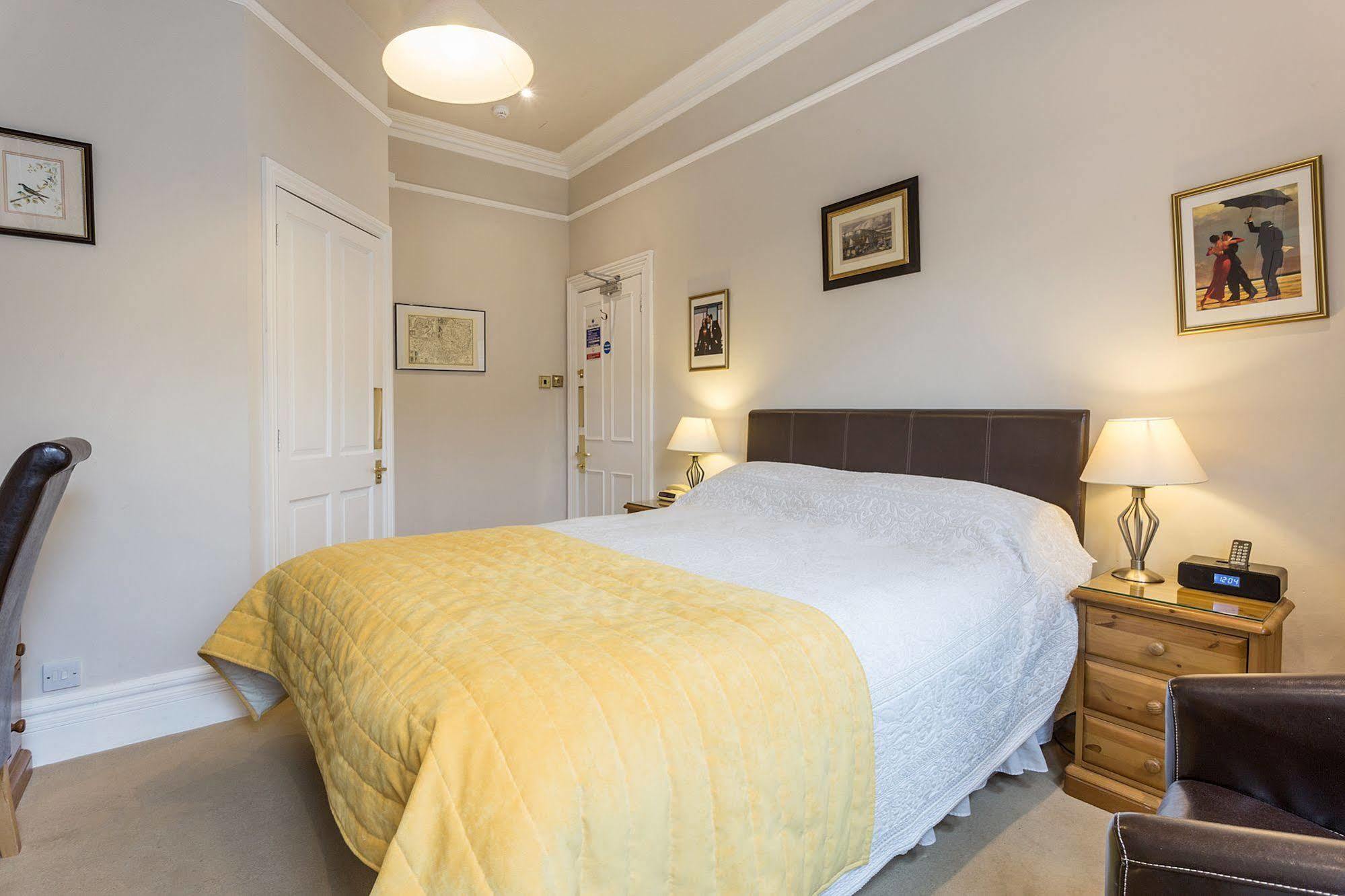 Aquae Sulis Bed and Breakfast Bath Exteriör bild